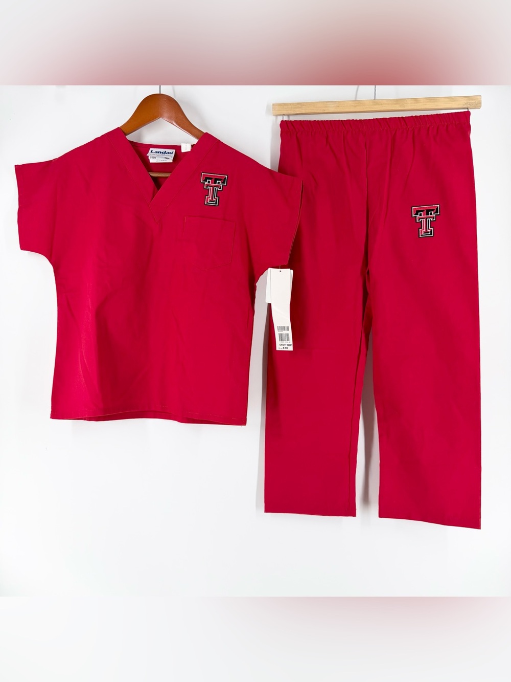 NWT Landau Texas Tech Kids Scrubs Set Size 8/10 Red Raiders Youth V-Neck Pants